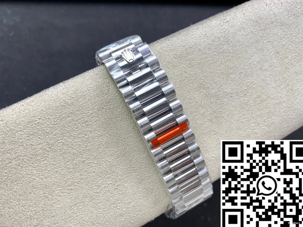 EW M228236-0007 Rolex Day Blue Factory Date Dial 0301